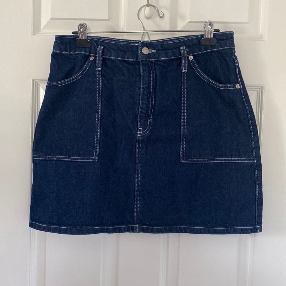 Pocketed indigo denim mini skirt